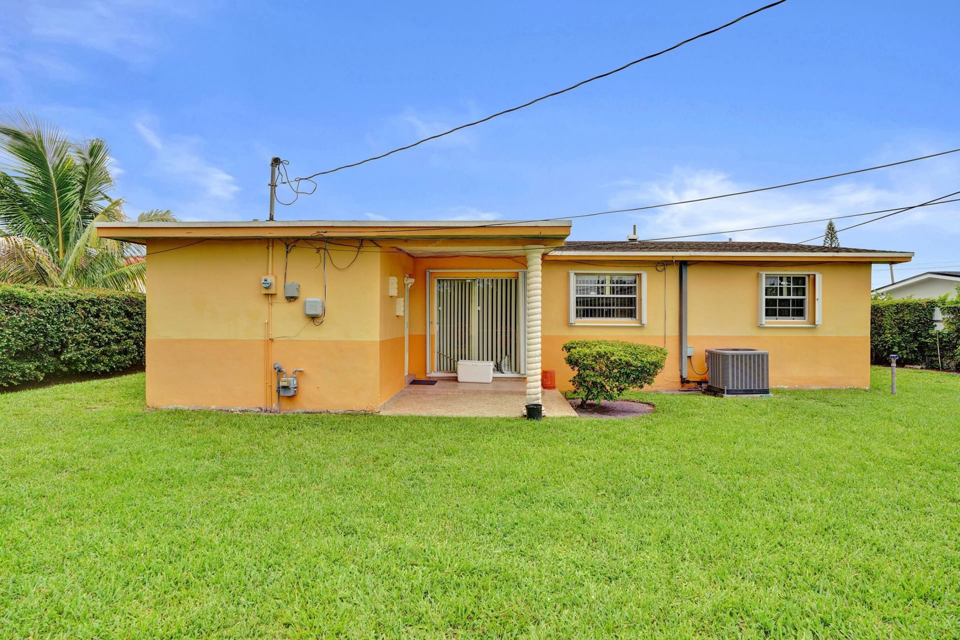 18800 NW 43rd Avenue, Miami Gardens, FL 33055 Photo