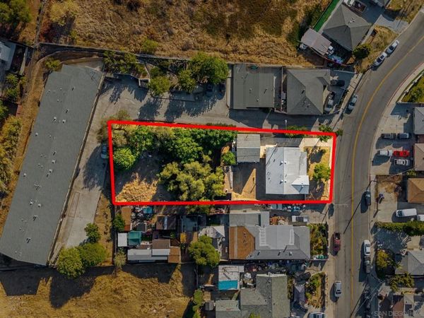 5321 Santa Margarita, San Diego, CA 92114