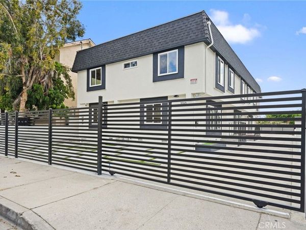 7010 Lennox Avenue, Unit C, Van Nuys, CA 91405