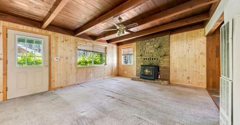 1027 Truckee Drive, South Lake Tahoe, CA 96150 Photo