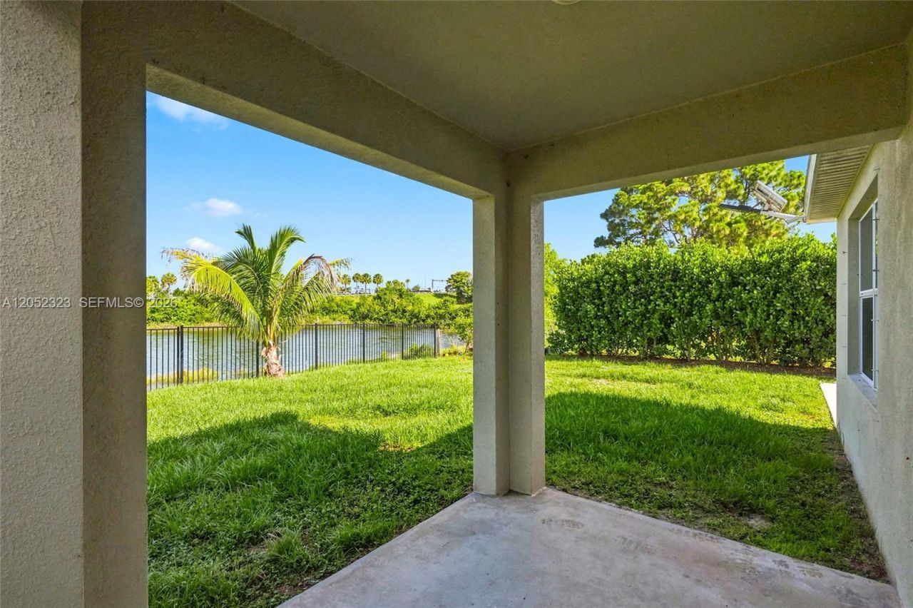 4650 SW Babylon St , Port Saint Lucie, FL 34953 Photo