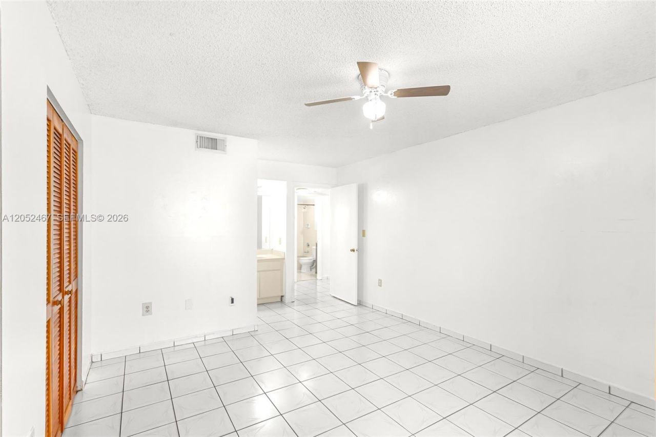 2228 W 74th St, Unit 102-13, Hialeah, FL 33016 Photo