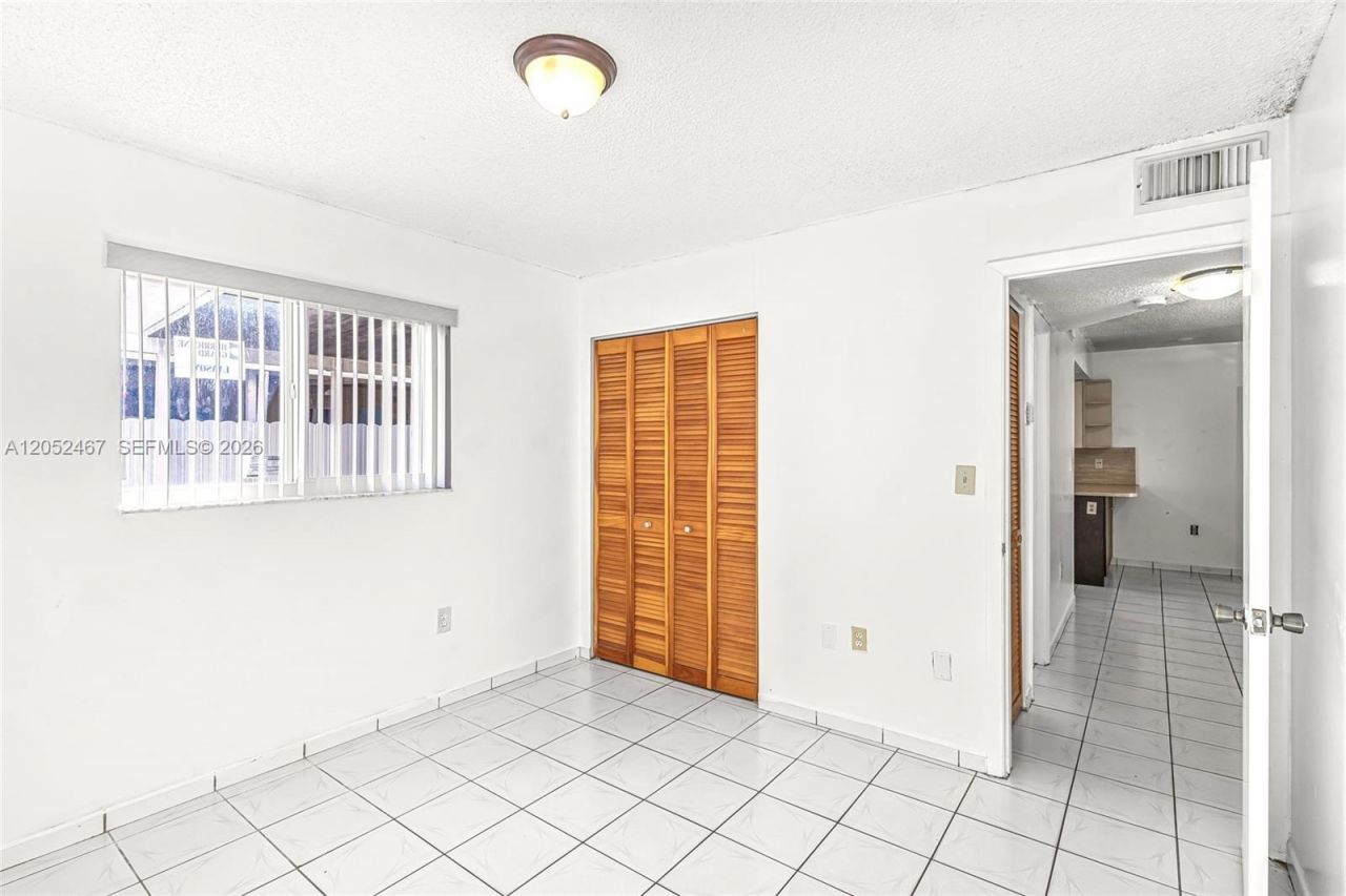 2228 W 74th St, Unit 102-13, Hialeah, FL 33016 Photo