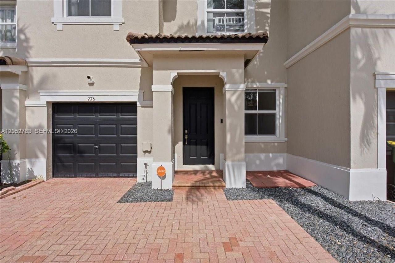 976 NE 42nd Ave, Homestead, FL 33033 Photo