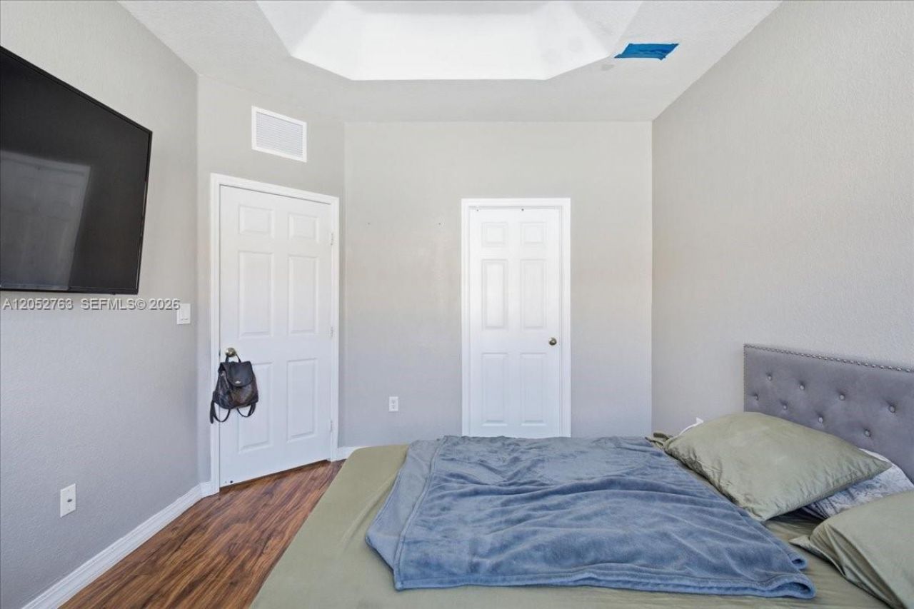 976 NE 42nd Ave, Homestead, FL 33033 Photo