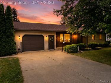 810 E Liberty Street, Chesaning Vlg, MI 48616