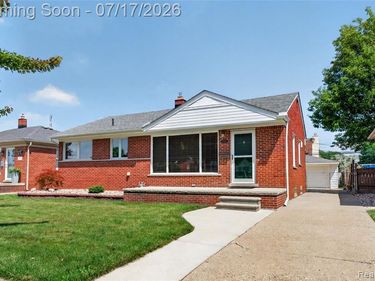 17104 Englewood Avenue, Allen Park, MI 48101
