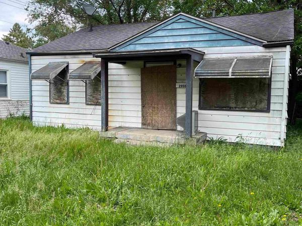 2908 Central Avenue, Anderson, IN 46016
