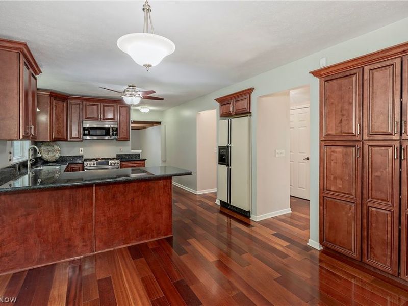 1834 Coes Post Run, Westlake, OH 44145 Photo 13