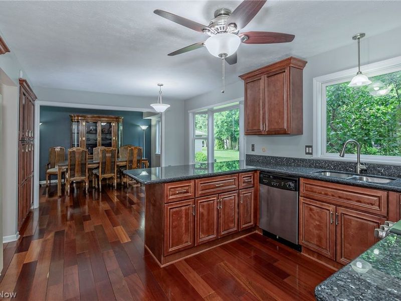1834 Coes Post Run, Westlake, OH 44145 Photo 16