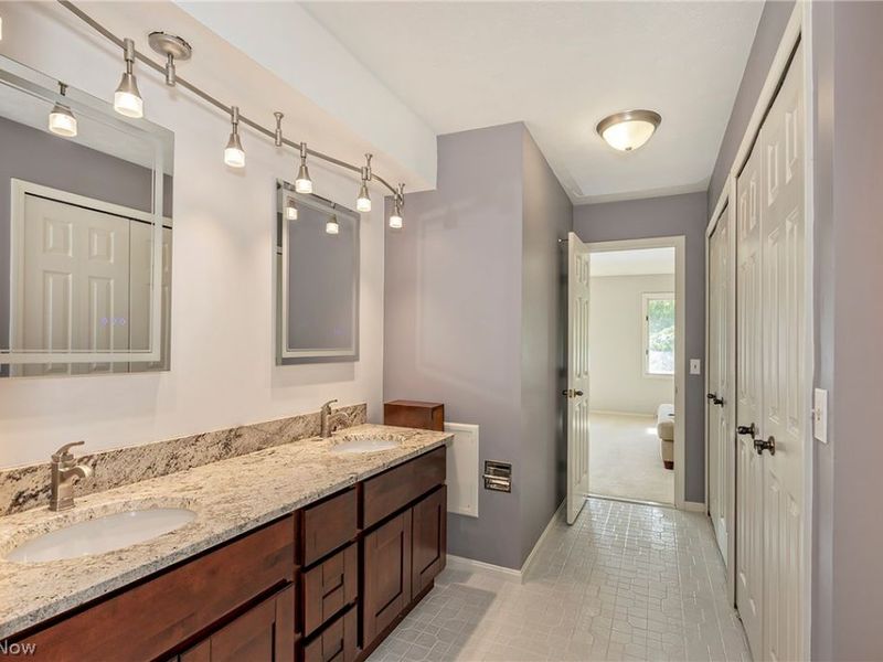 1834 Coes Post Run, Westlake, OH 44145 Photo 28
