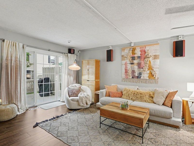 2513 Hyacinth Lane, Unit 56B, Columbus, OH 43235 Photo 6
