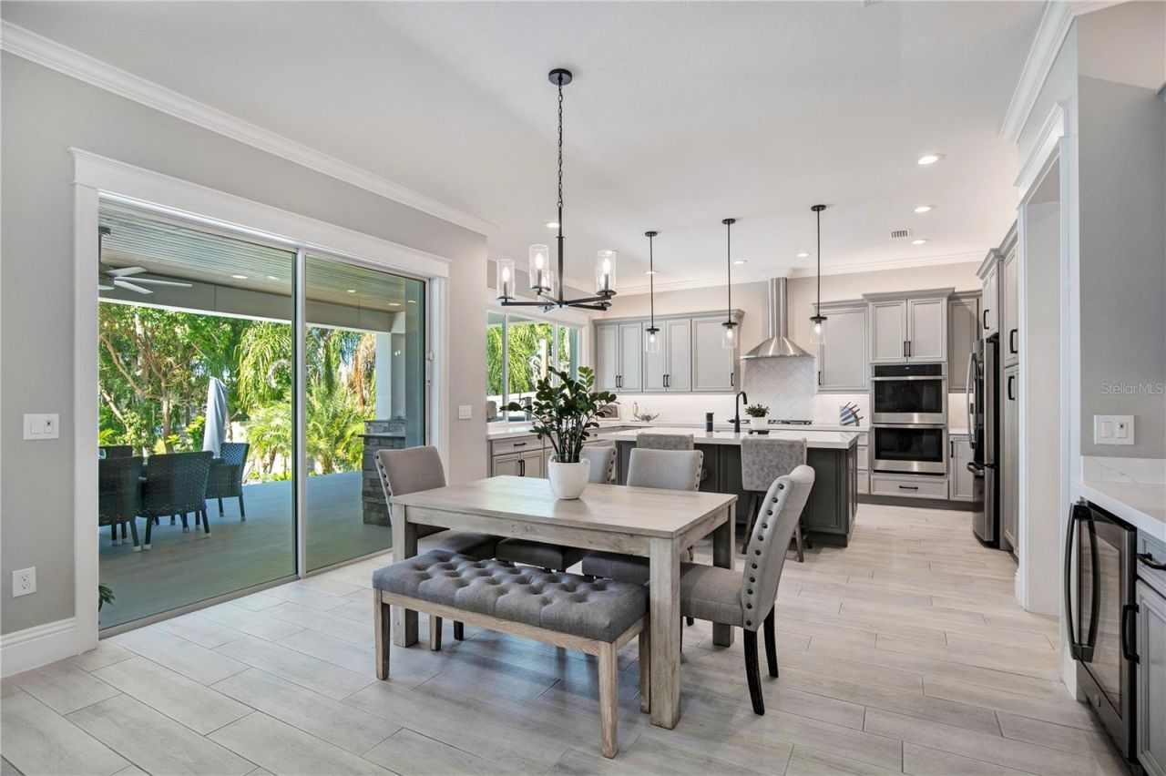 600 Gatlin Avenue, Orlando, FL 32806 Photo