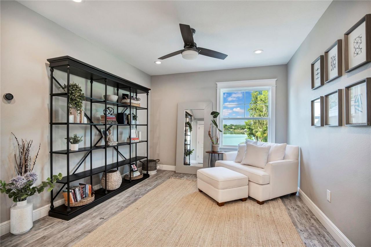 600 Gatlin Avenue, Orlando, FL 32806 Photo
