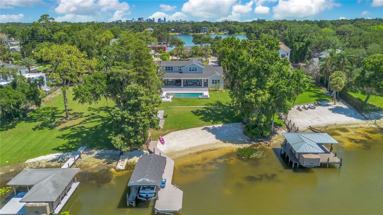 600 Gatlin Avenue, Orlando, FL 32806 Photo