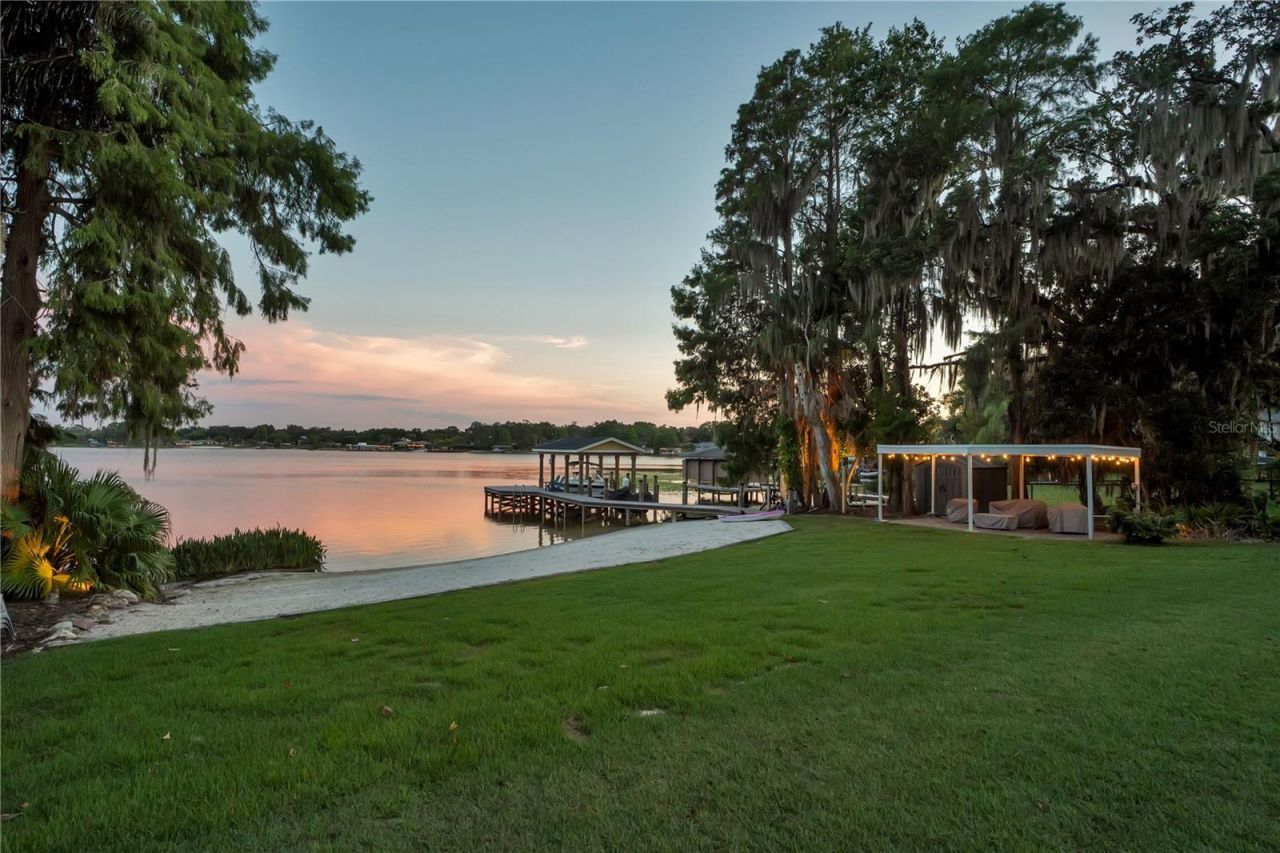 600 Gatlin Avenue, Orlando, FL 32806 Photo