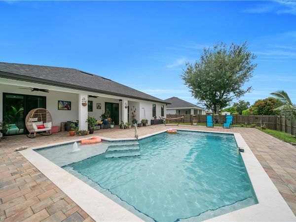 3800 10th ST W, LEHIGH ACRES, FL 33971