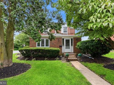 844 BURMONT ROAD , DREXEL HILL, PA 19026