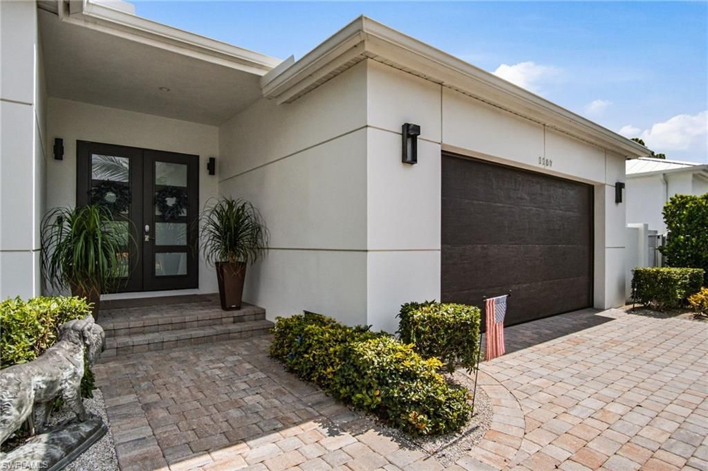 1167 22nd Ave N, Naples, FL 34103 Photo
