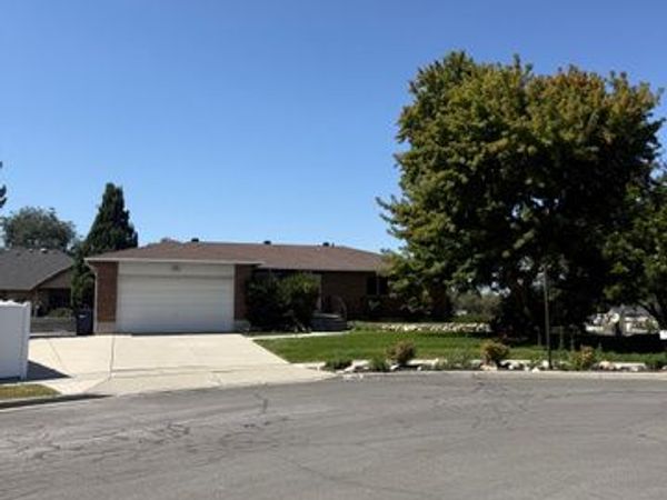 328 E HEATHER RIDGE CIR , Sandy, UT 84070