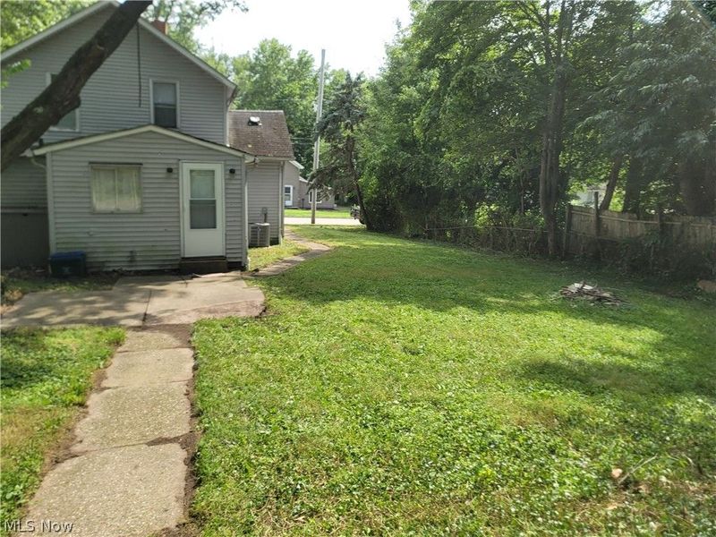 129 W Oak Street, Kent, OH 44240 Photo 11