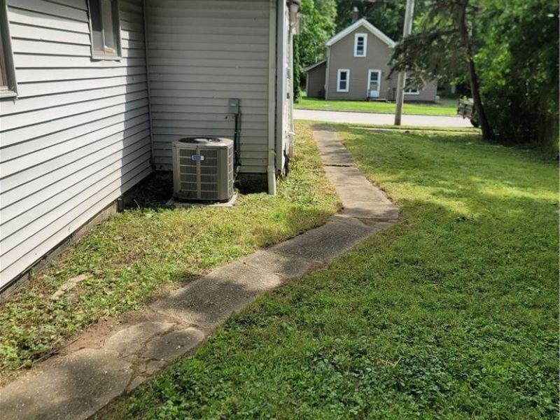 129 W Oak Street, Kent, OH 44240 Photo 8