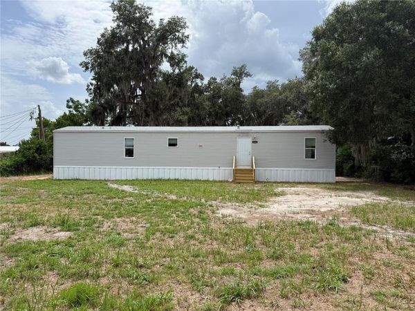 5642 MEADOW GLEN ROAD , LAKELAND, FL 33810