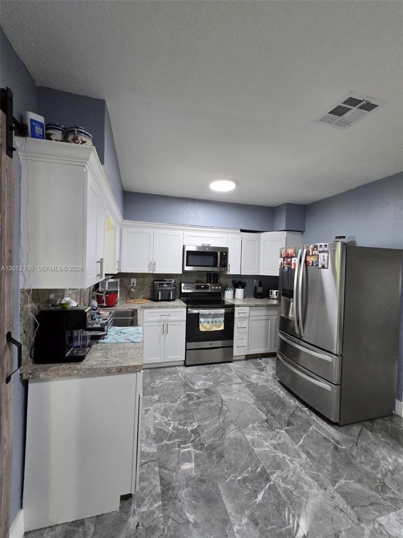 3445 NW 81st Ter , Miami, FL 33147 Photo