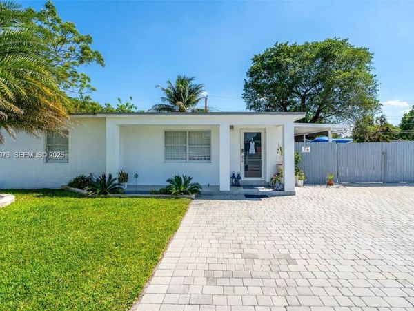 3440 NW 7th Ct , Lauderhill, FL 33311