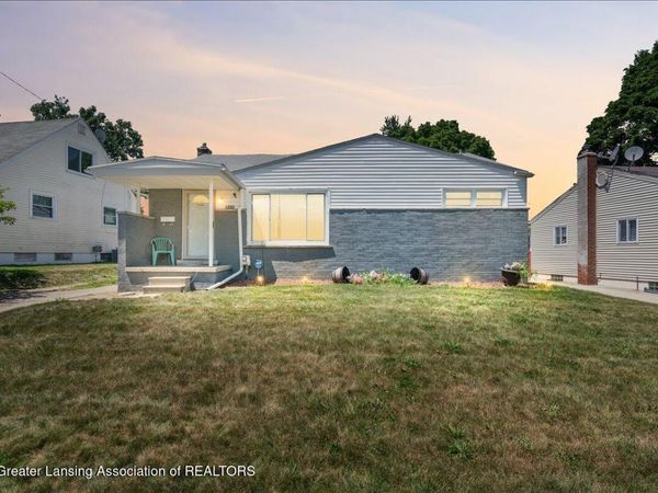 925 Mitchell Avenue, Lansing, MI 48917