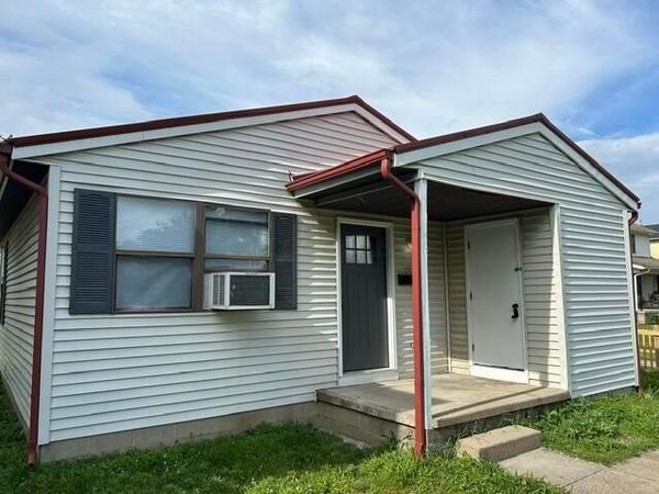 270 Everett Avenue , Newark, OH 43055