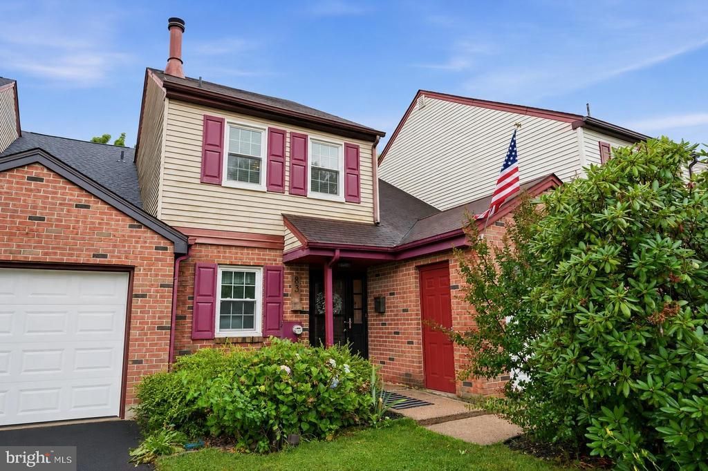 83 ANDOVER DRIVE , LANGHORNE, PA 19047