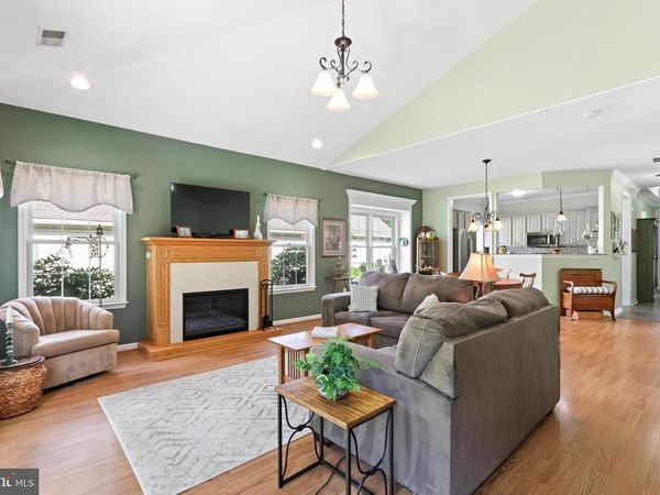 46 GLENMOOR CIR N, EASTON, PA 18045