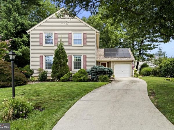 2502 SAINT CHARLES PLACE, CINNAMINSON, NJ 08077