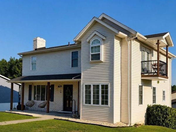 29 COLONIAL DRIVE , HANOVER, PA 17331