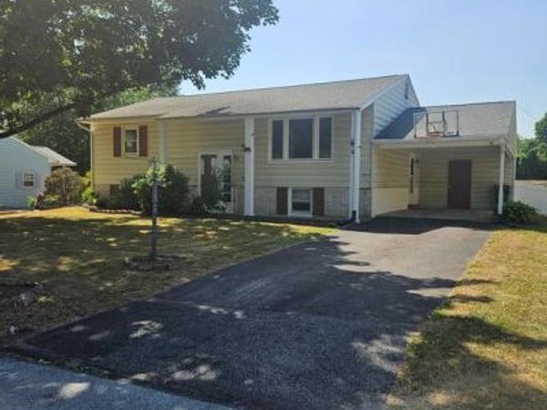 1132 CORNELL DRIVE , HUMMELSTOWN, PA 17036