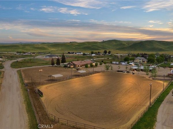 241 Vera Fern Drive, Bakersfield, CA 93308