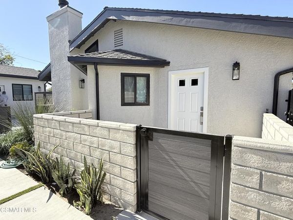 4245 Juneau Circle, Unit C, Simi Valley, CA 93063