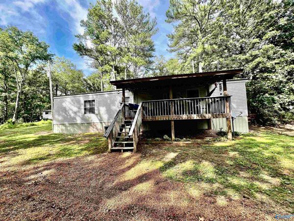 68 Seal Lane, Russellville, AL 35653