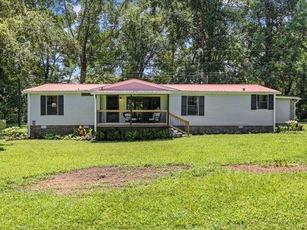 1227 Brushy Rd, Centerville, TN 37033