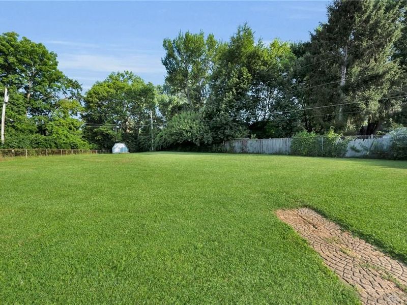 111 Jetta Drive, Camden, OH 45311 Photo 2