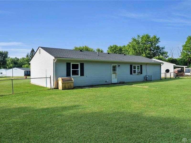 111 Jetta Drive, Camden, OH 45311 Photo 5
