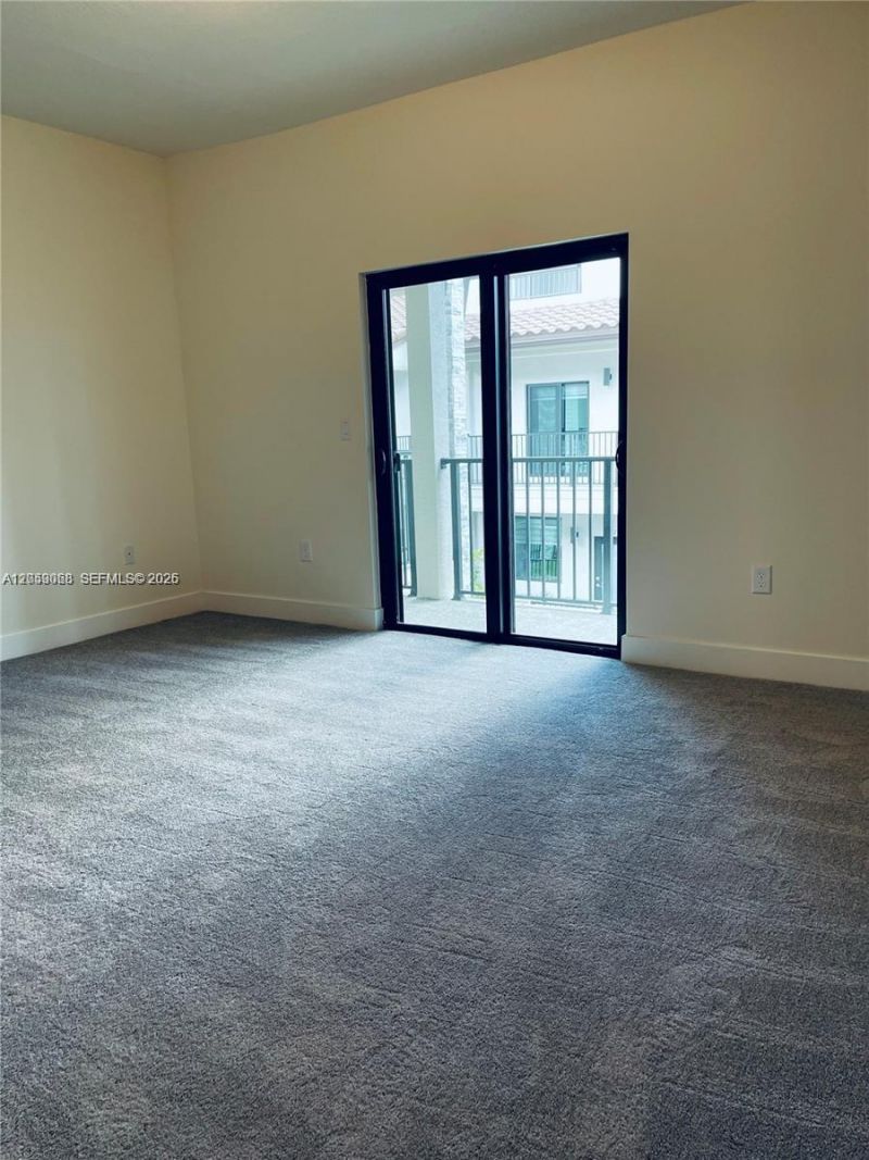 4576 NW 83rd Path , Doral, FL 33166 Photo