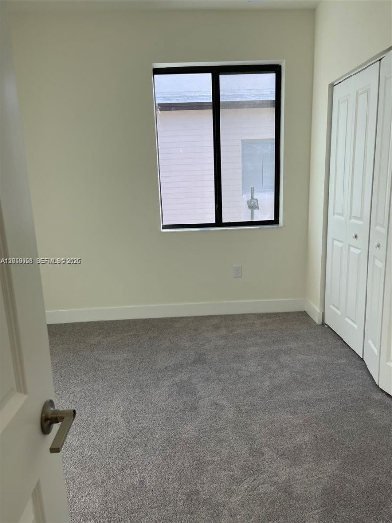 4576 NW 83rd Path , Doral, FL 33166 Photo