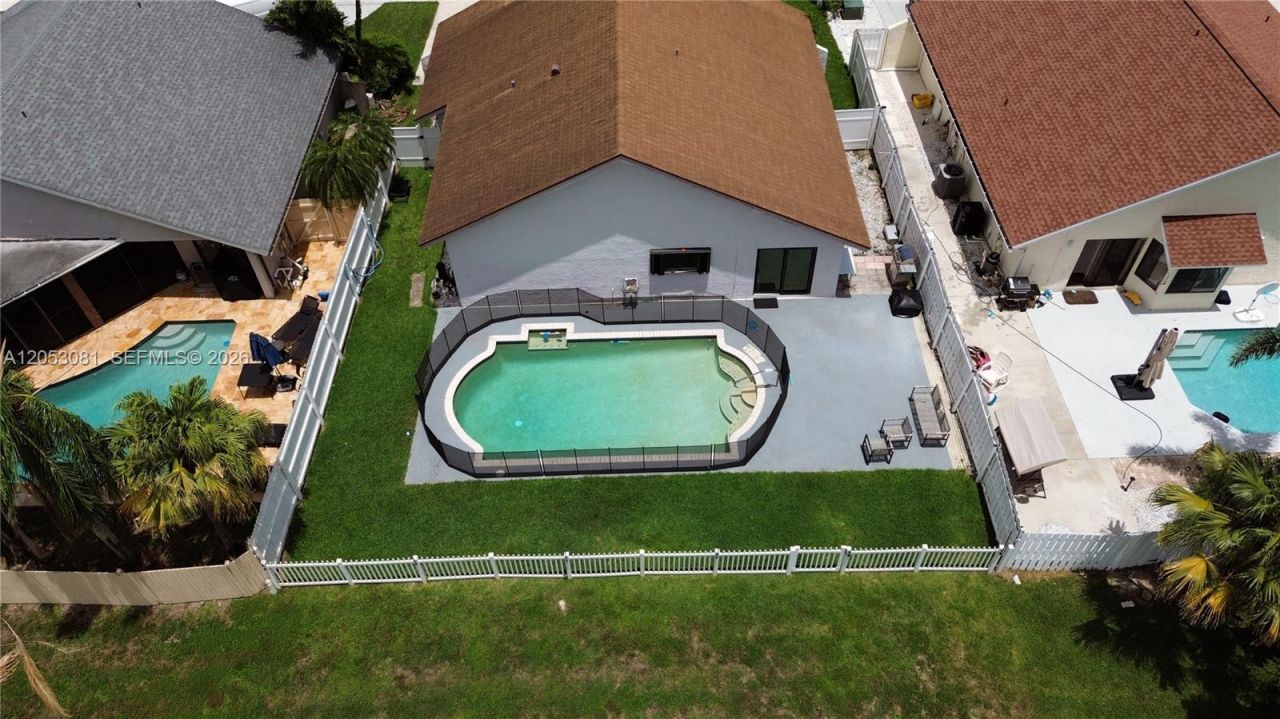 22738 Pickerel Cir, Boca Raton, FL 33428 Photo
