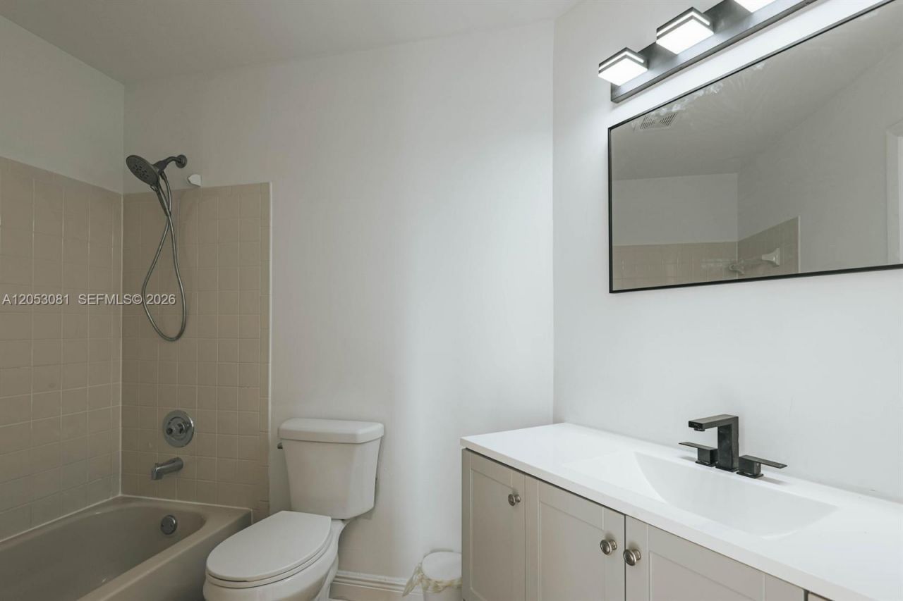 22738 Pickerel Cir, Boca Raton, FL 33428 Photo