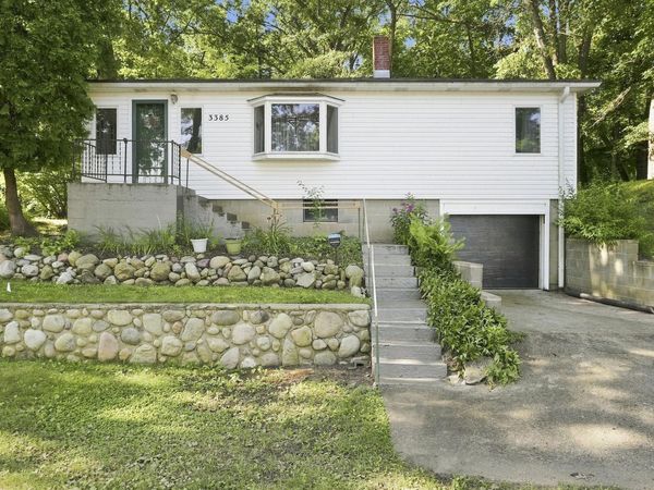 3385 W Shady Side Road, Angola, IN 46703