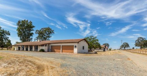 19997-19985 E Liberty Rd, Clements, CA 95227 Photo
