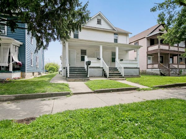 360 S Washington Avenue , Kankakee, IL 60901