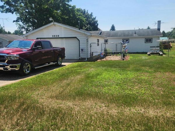 3838 Pine Trail, Sheridan, MI 48884